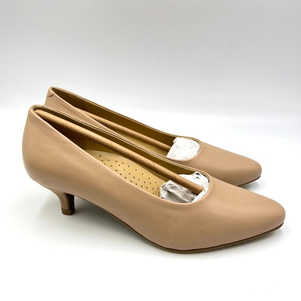 Trotters Womens Size‎ 6.5 Beige Nude Tan Leather Kitten Heels Pumps Shoes